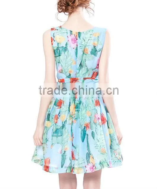 2014 New Product Trendy Women sleeveless Silk Dress (stock)