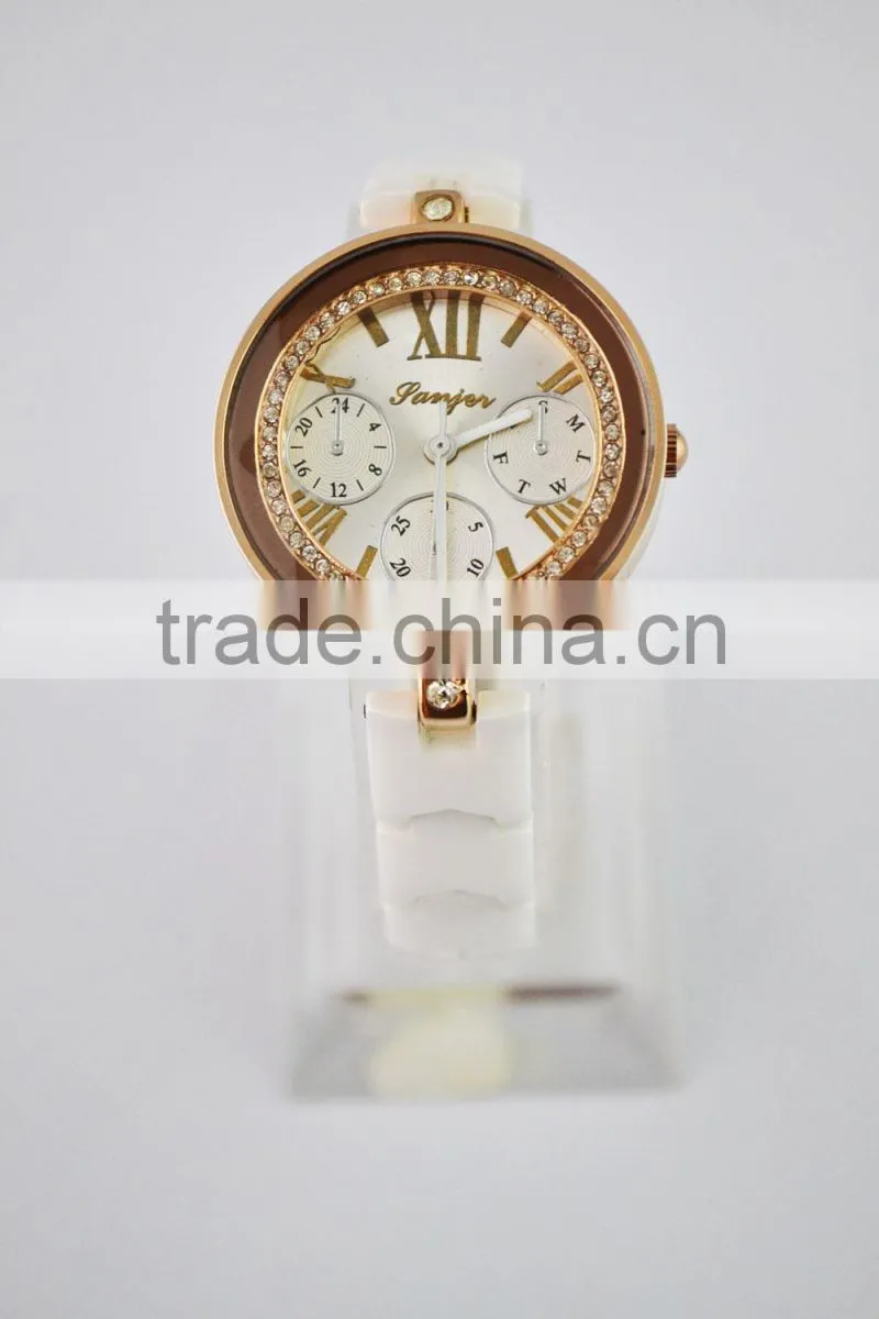 Clear Luxury Ceramic Lady Watch Fashion Stainless Steel Round Case Ceramic Strap Lady Quartz Watch