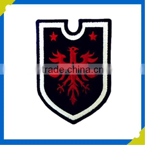 2016 Personalized designed embroidery patch for garment,T-shirt