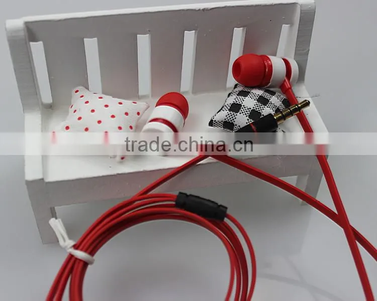 In ear earbuds with mic and customized logo for mobile phone from earphone manufacturing OEM ODM welcomed