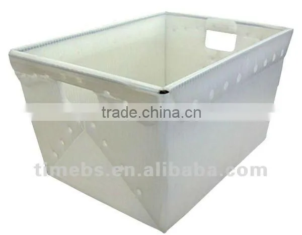 Collapsible lightweight storage containers