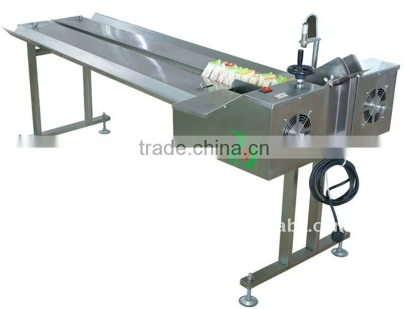 2015 hot sale dual motor speed adjustable cookies horizontal collatror