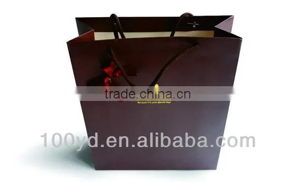 Fancy cheap paper handbags printing / white cardboard paper handbags