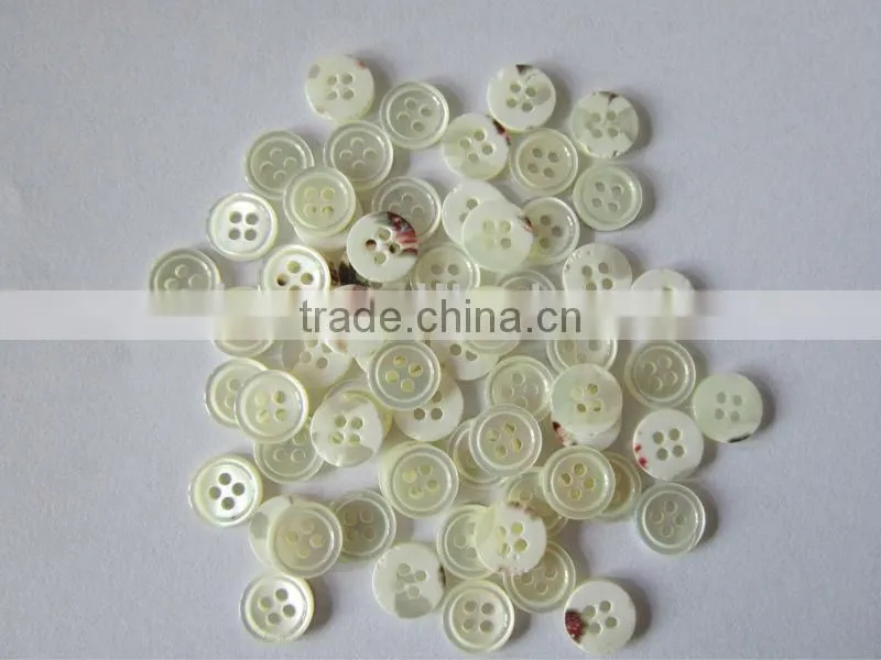 bleached 4 holes white trocas shell buttons with rim
