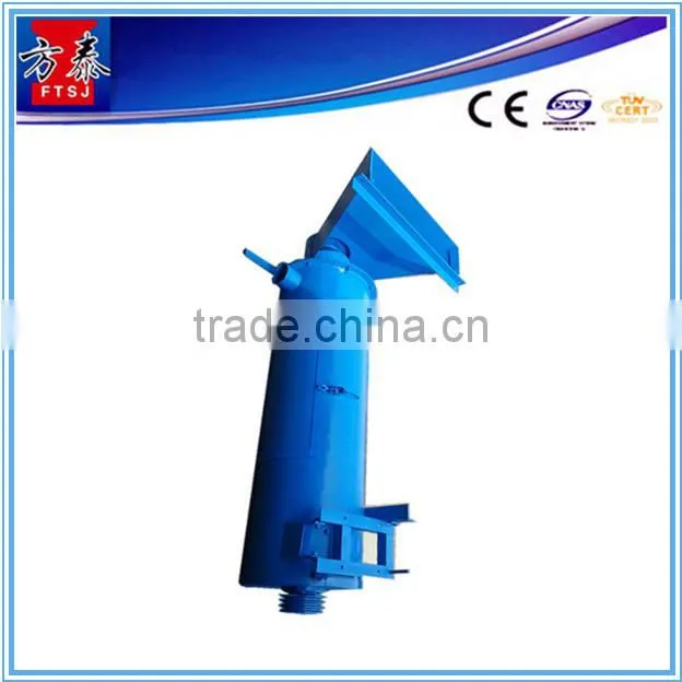 Plastic flakes screw conveyor