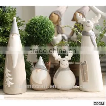 Polyresin Christmas Santa Claus doll figurines with hollow snowball craft decoration