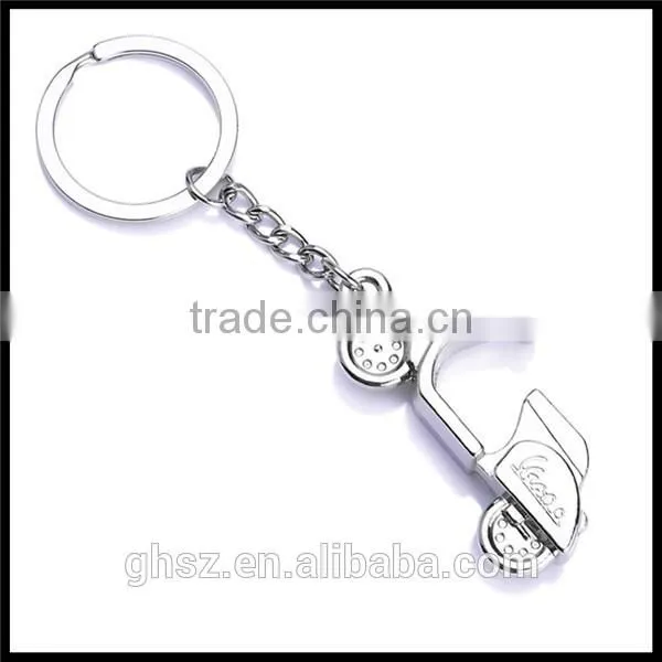 Low moq cheap metal scooter shape keyrings factory