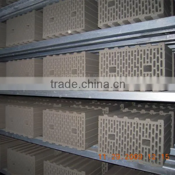 Artificial small tunnel brick dryer with short time construction