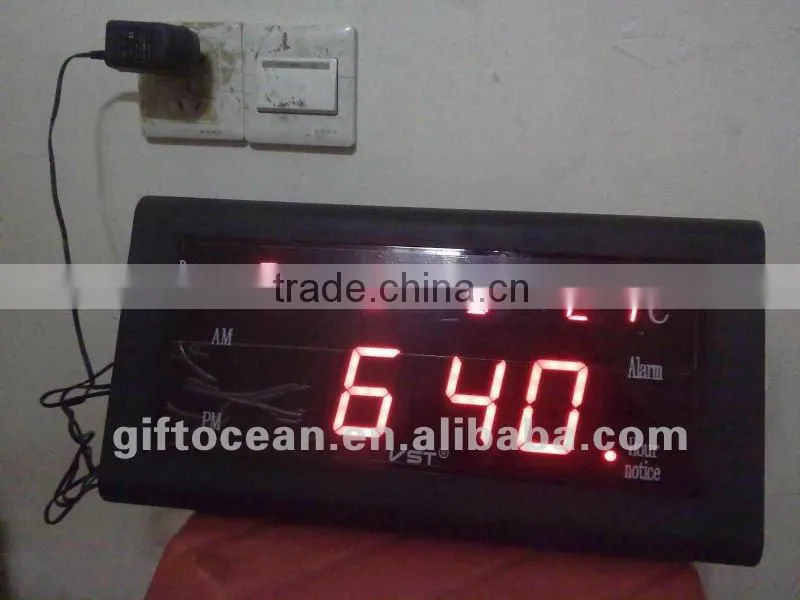faraway viewable LED display wall clock, LED clocks