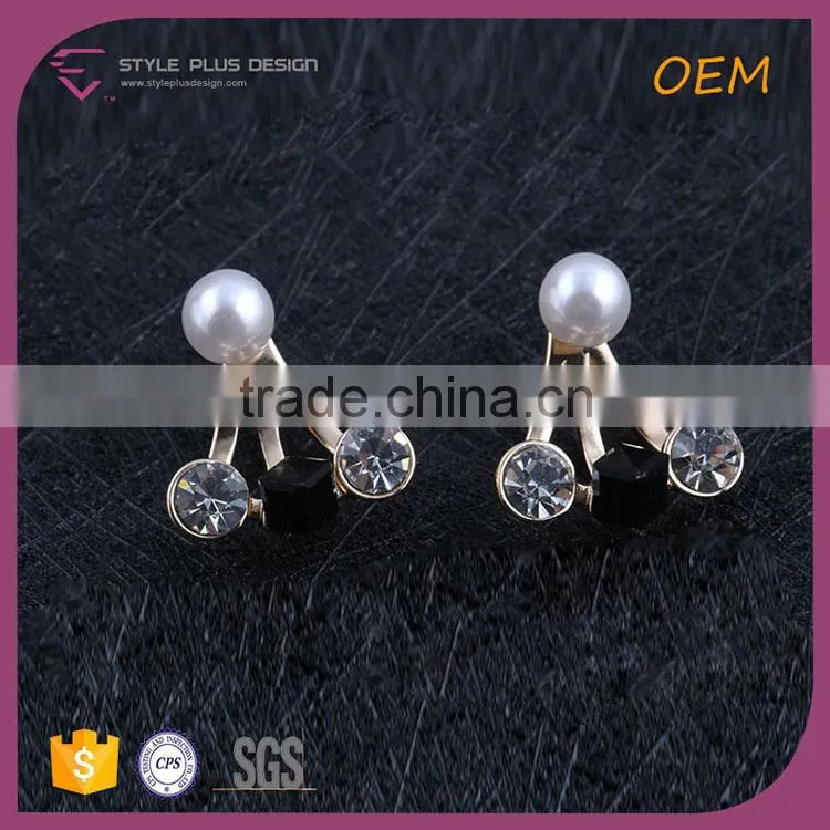 E78055I01 STYLE PLUS gold plate pearl design glass stone stud earrings black and white earrings from Forever 21 series