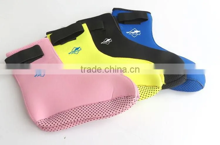Neoprene Nylon Sports Socks for women