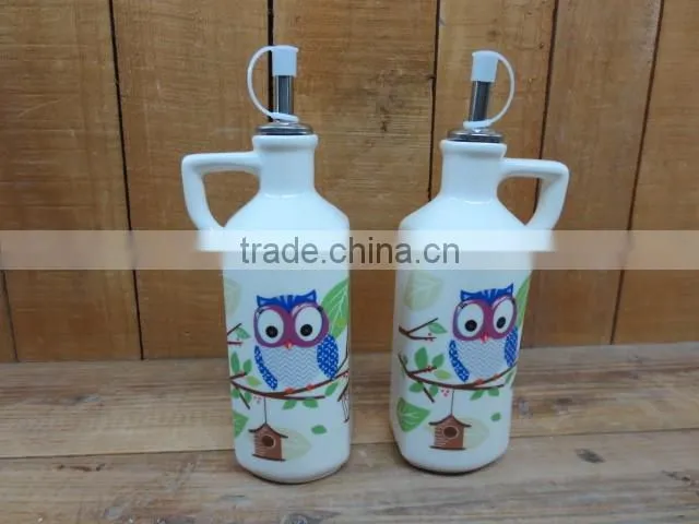 Eco-friendly Feature Ceramic Kitchen Oil Vinegar Bottle Set