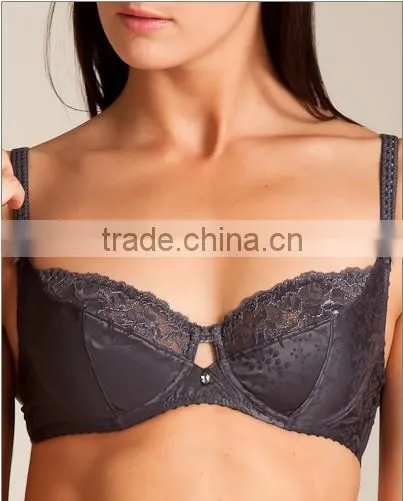High quality intimates, lace bra and pant set
