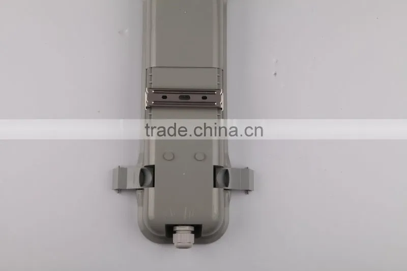 IP65 Waterproof Fluorescent Lighting Fixture 2x58W.