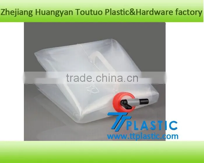 Collapsible Jerry Can / Plastic Storage Jug