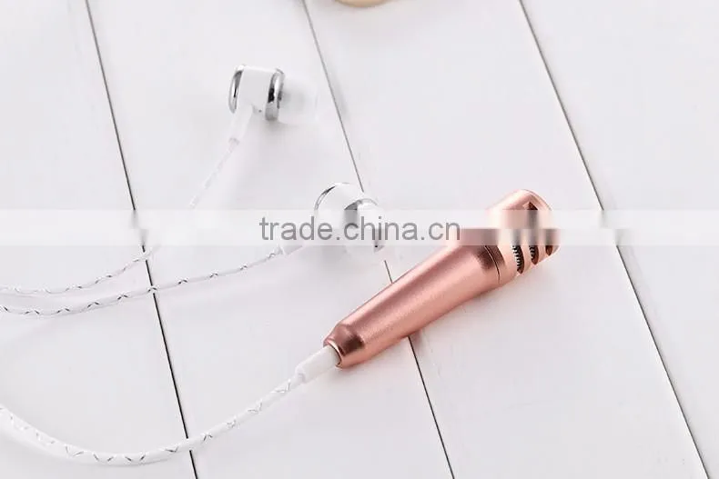 Mini Portable Fashionable Cellphone Microphone With Earphones, Factory Price Mini Cellphone Microphone For Singing