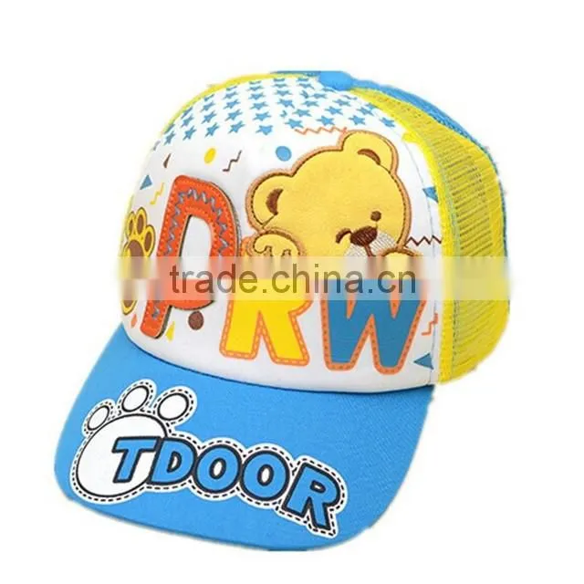 The new children's summer baseball cap Sunshade cap cap children cartoon embroidery bear private network