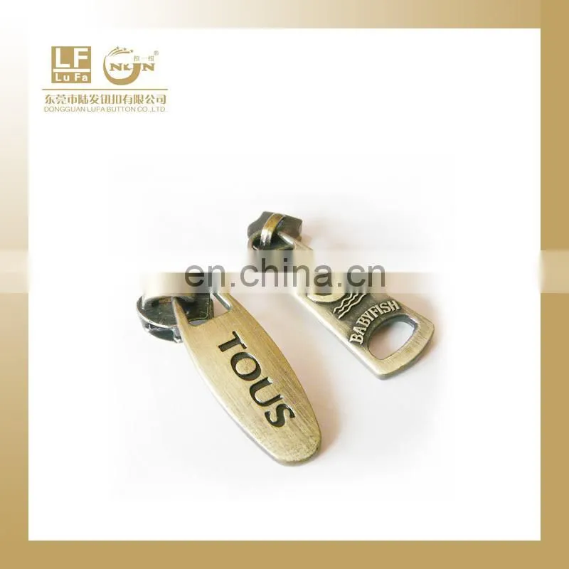 zipper head puller plate