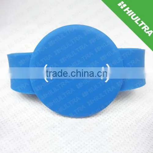 NFC Contactless rfid silicon bracelet for children tracking