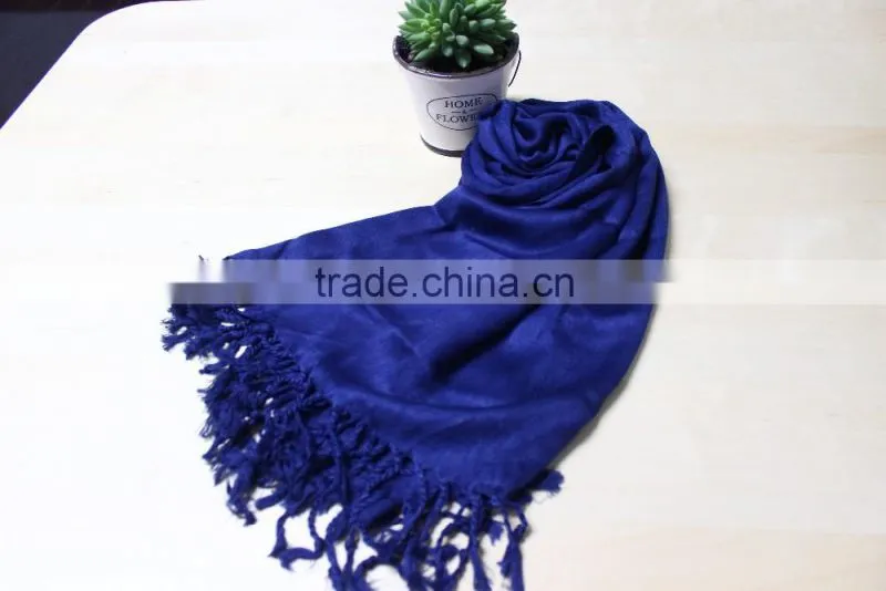 Fashionable satin printed pure color heated scarf brand pashmina scarf acrylic reverse knit scarf