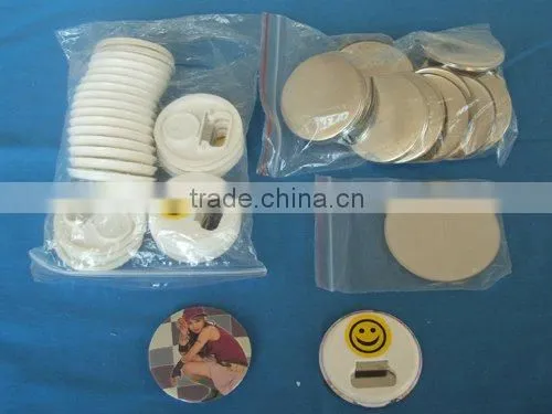 Plastic pin button badges