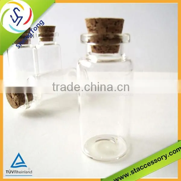 new design heart shaped glass bottle with cork