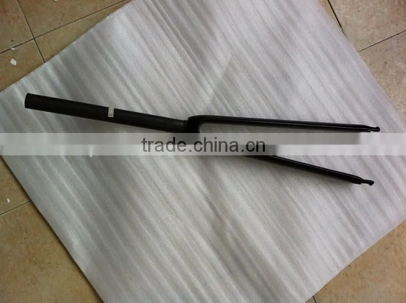 2014 novel style and hot selling 26er mountain bike carbon front fork for sale, especially FK-M621 for sale