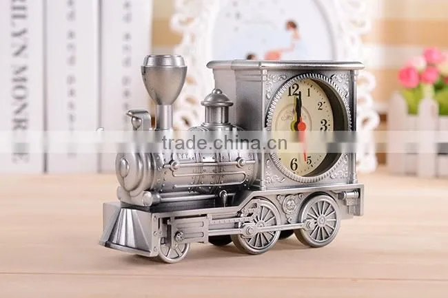 High Quality Train shape crystal small table clocks