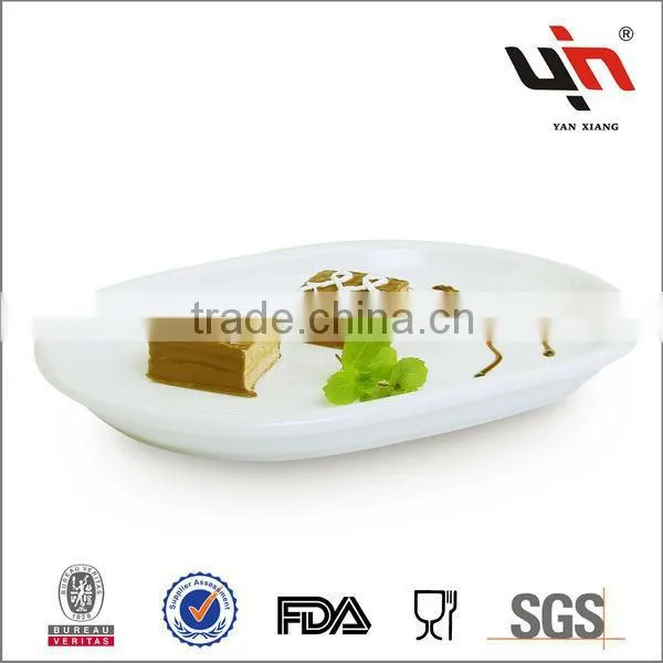 2014 Ceramic Oval Plate