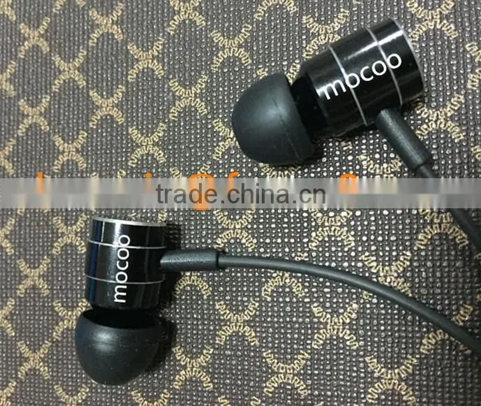 metal earphone in good quality