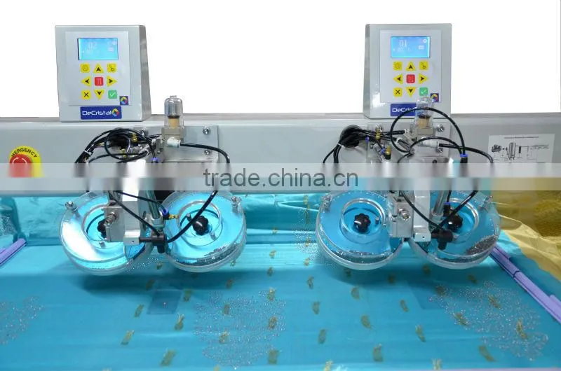 Decristal Multi-head automatic ultrosonic rhinestone hotfix machine on T-shirt