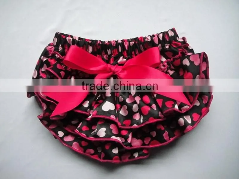 New design baby girl bloomer soft and solid ruffle bllomer comfortable newborn baby gold polk dot bloomer