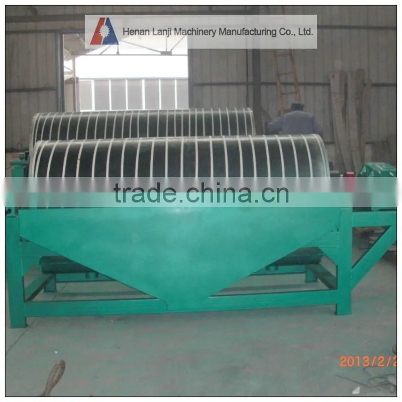 Reliable quality Iron ore mini magnetic separating machine for sale