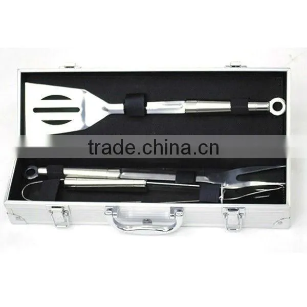 Set of 3 hard wood handle bbq tool set