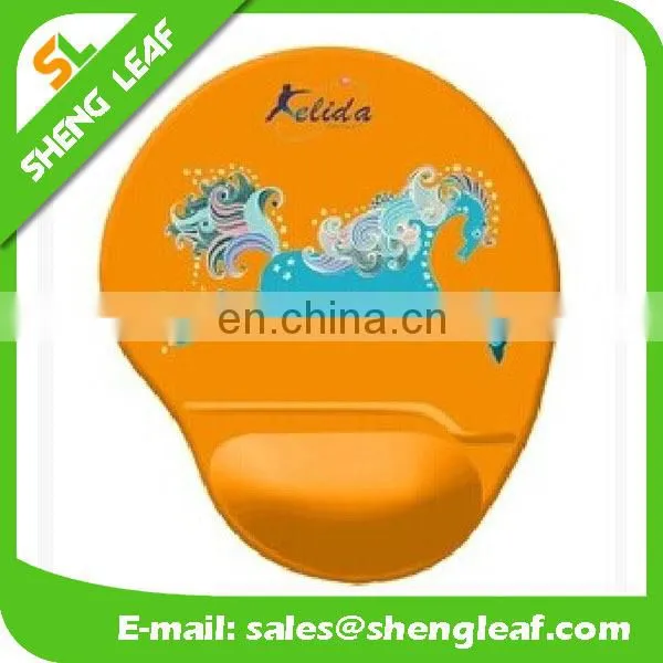 Leather or fabric mouse pad