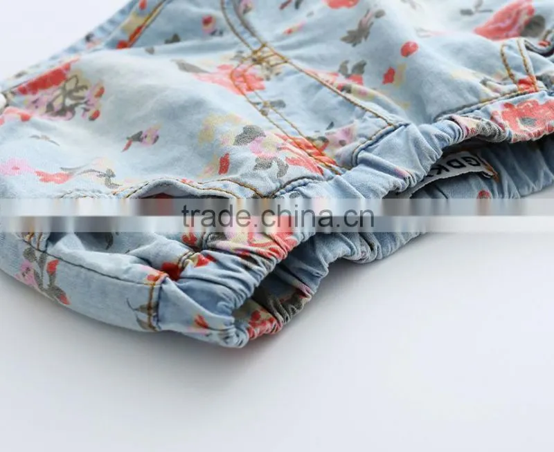 Wholesale Fashion Korean Denim Shorts 2016 New Summer Girl Short Jeans Lovely Little Girl Rose Printed Jeans