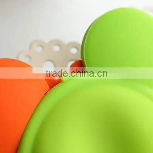 2015 Colorful mickey mouse shape silicon rubber coin purses/plastic squeeze coin purse
