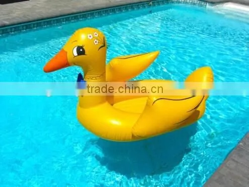 Hot sale Giant Yellow Inflatable Duck Pool Float
