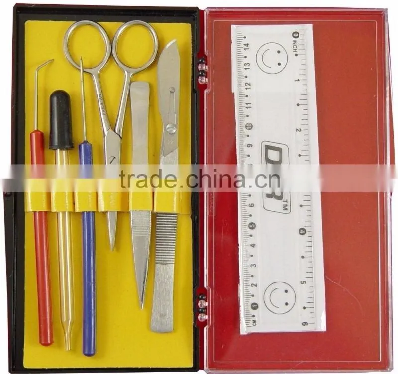 Dissecting Kit With Screw-lock-blade