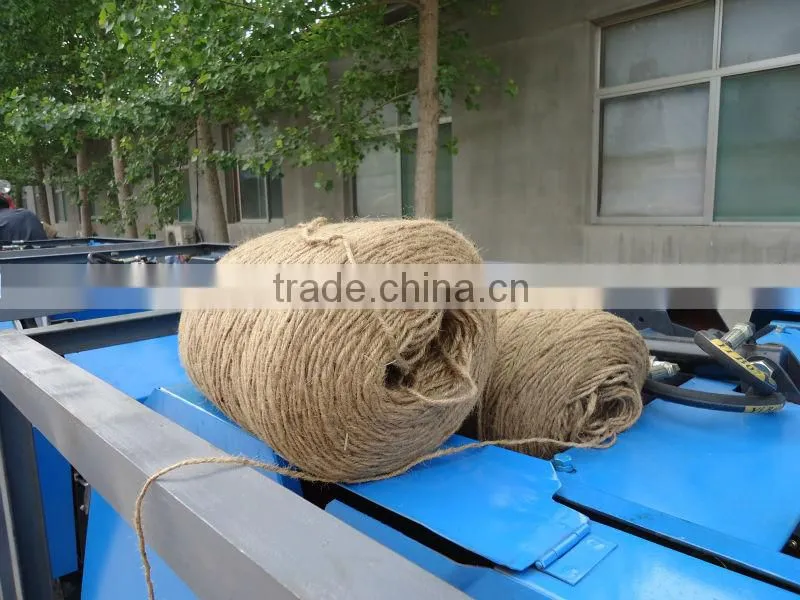 PTO linked round hay baler