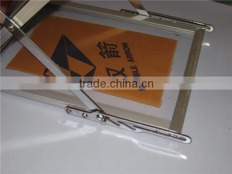Acrylic layer aluminum foldable FT brochure holder