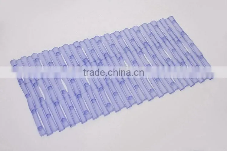 Fashionable professional anti slip pvc gridding bottom bath mat