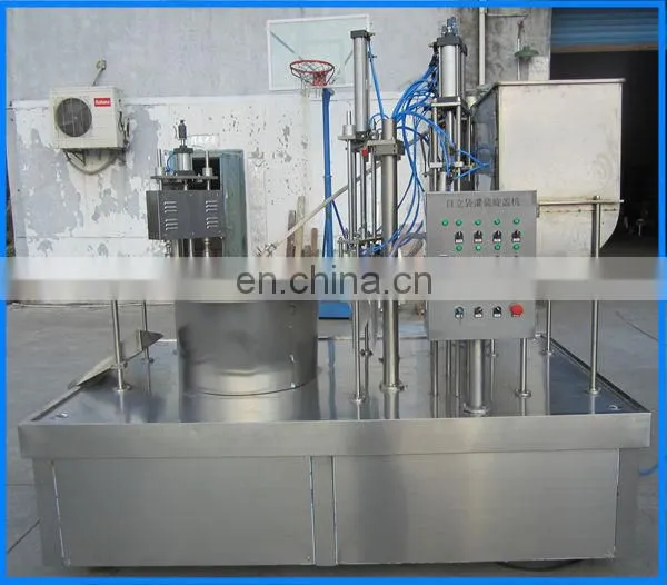 Semi-automatic cheap and small filling and capping machine for juice ice cream edible oil