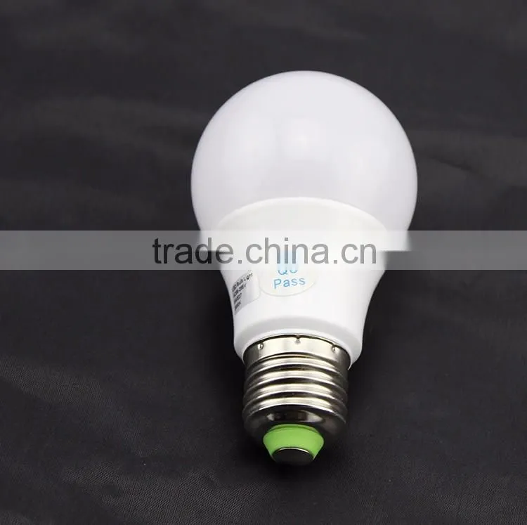 Led lamp for the house Dimmable E27 round shape led light 7w lights bulb
