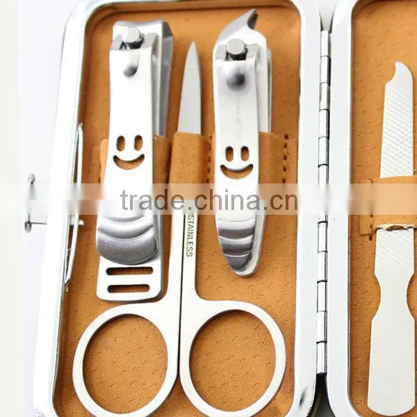 Deluxe stainless steel manicure pedicure set