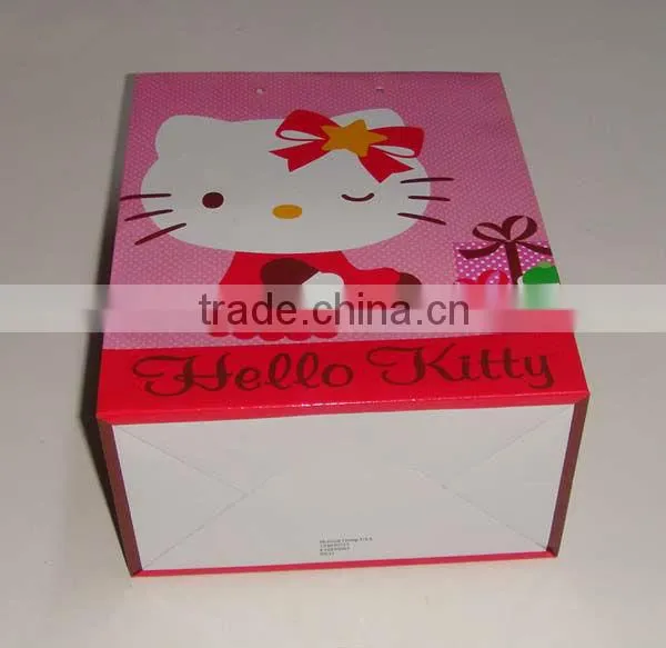 cute paper bag for gift packing