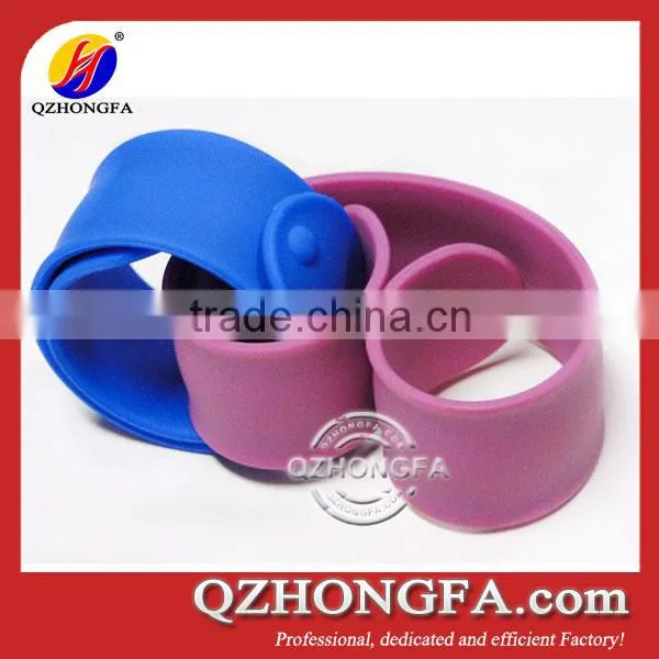 Newest 2015 Beard Shaped Silicone Slap Bracelets