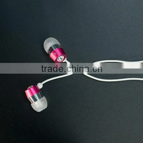 metal earphone with good quality