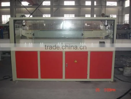 PVC sewer pipe machine