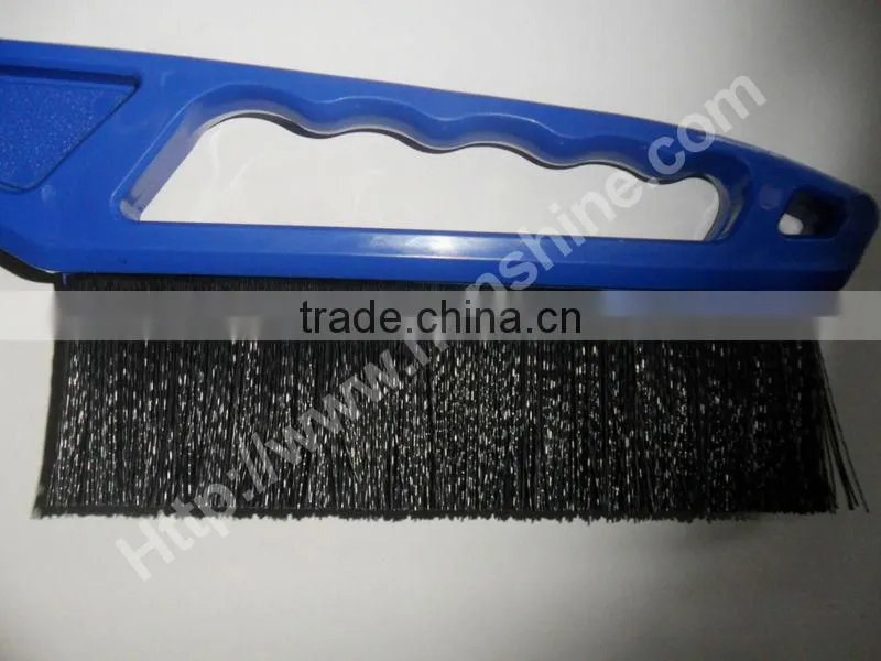 portable small brush ice scraper
